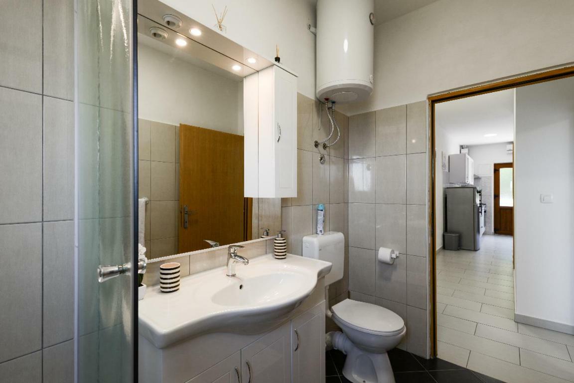 Apartment Lordanic Zaglav, Dugi Otok المظهر الخارجي الصورة