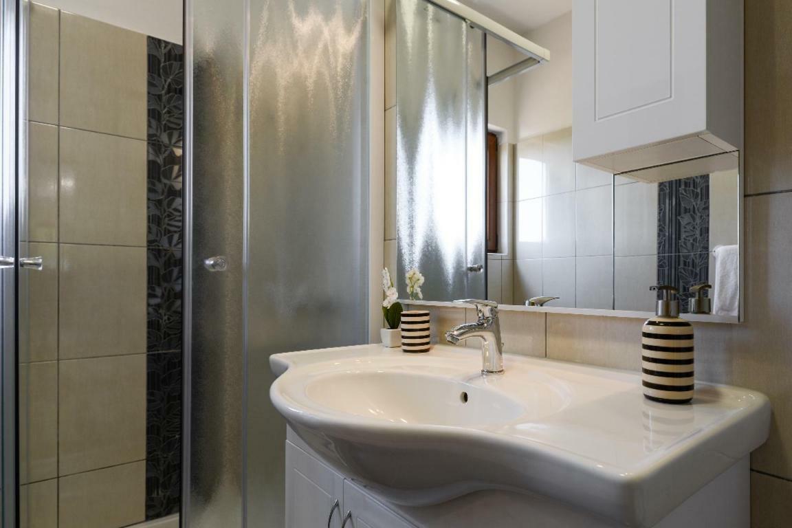 Apartment Lordanic Zaglav, Dugi Otok المظهر الخارجي الصورة