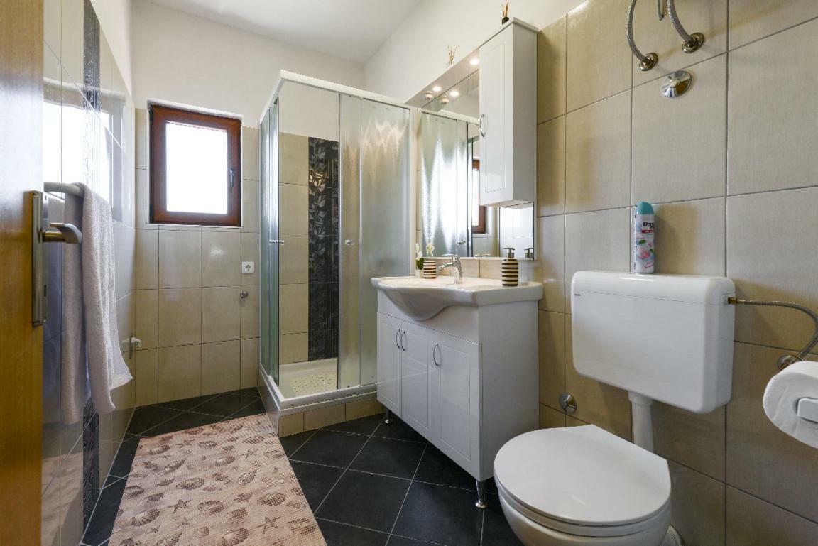 Apartment Lordanic Zaglav, Dugi Otok المظهر الخارجي الصورة